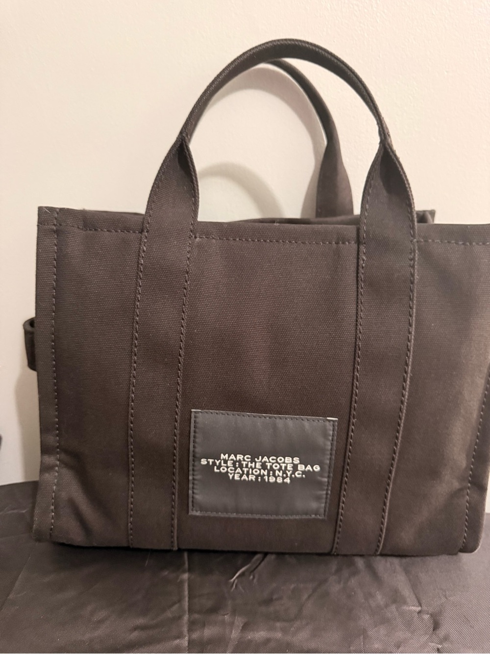 Marc Jacobs Black Canvas 'The Tote Bag' with White Logo - Picture 2 of 3